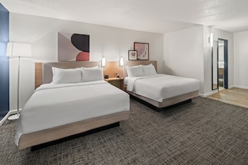 Room, 2 Queen Beds