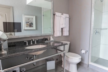 Room, 1 King Bed, City View