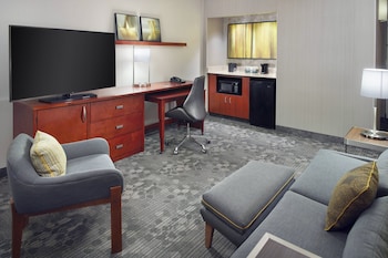 Suite, 1 Bedroom, Balcony