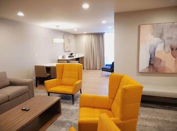 Suite, 2 Queen Beds, Non Smoking, Jetted Tub (Living Room;with Sofabed)