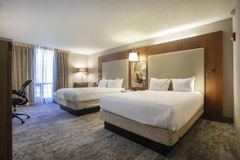 Standard Room, 2 Queen Beds, Non Smoking, Refrigerator & Microwave (View)