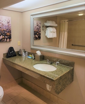 Standard Room, 2 Queen Beds, Accessible, Non Smoking