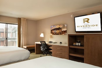 Standard Room, 2 Queen Beds, Non Smoking, Refrigerator & Microwave (View)