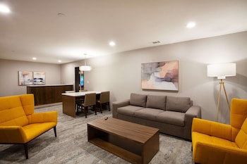 Suite, Multiple Beds, Non Smoking, Jetted Tub (Living Room;with Sofabed)