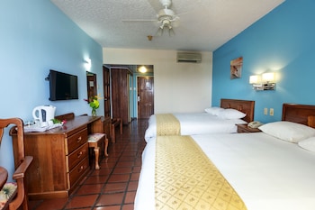 Standard Room, 2 Double Beds, Ocean View
