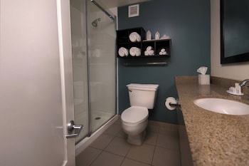 Room, 1 King Bed with Sofa bed, Hearing Accessible, Balcony (River View)