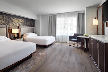 Room, 2 Double Beds, Accessible, Bathtub