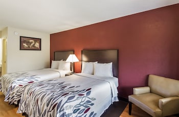 Deluxe Room, 2 Double Beds (Smoke Free)