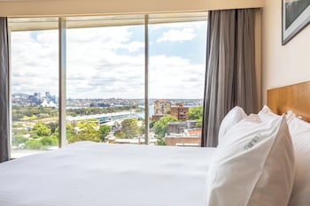 Suite, 1 King Bed, Harbor View