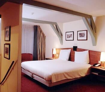 Suite, 1 Double Bed, Non Smoking, Refrigerator (Living Room)