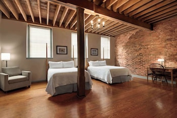 Deluxe Room, 2 Double Beds, Accessible, Non Smoking