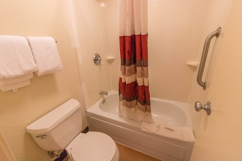Standard Room, 1 King Bed (Smoke Free)
