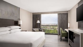 Club Room, 1 King Bed