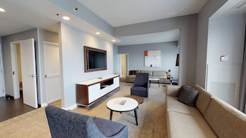 Premier Suite