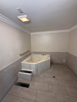 Honeymoon Room