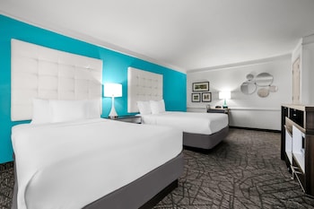 Room, 2 Double Beds, Smoking