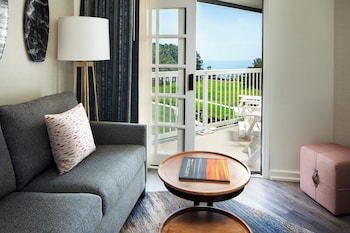 Room, 2 Double Beds, Partial Ocean View (Balcony)