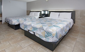 Standard Room, 2 Queen Beds, Non Smoking, Refrigerator & Microwave