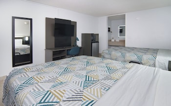 Standard Room, 2 Queen Beds, Non Smoking, Refrigerator & Microwave
