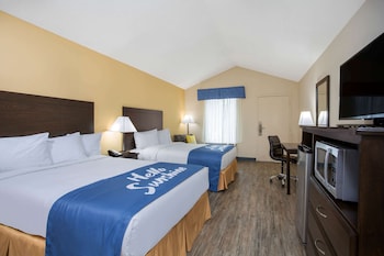 Standard Room, 2 Queen Beds
