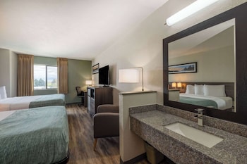 Room, 2 Queen Beds, Non Smoking