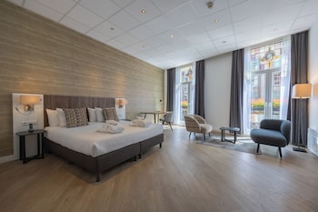 Premium Room, City View