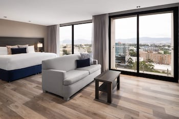 1 King Bed Balcony