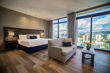 1 King Bed Balcony