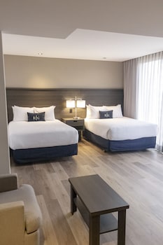 2 Queen Bed