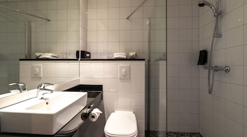 Deluxe Double Room, 1 Double Bed with Sofa bed, Non Smoking