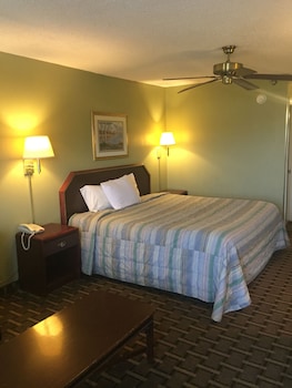 Standard Room, 1 King Bed, Non Smoking