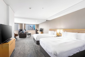 Executive Suite, 2 Double Beds (Darling Harbour Facing)