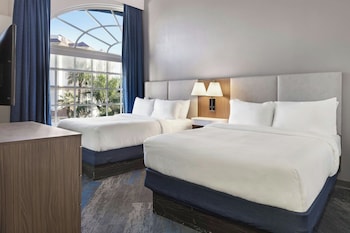Room, Multiple Beds