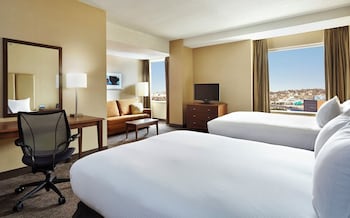 Standard Room, 2 Queen Beds, City View Free Breakfast