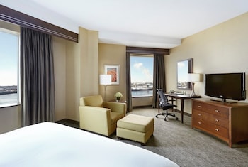 Standard Room, 1 King Bed, Harbour View, Free Breakfast