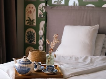 Classic Room, 1 Queen Bed