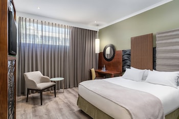 Standard Room, 1 Queen Bed