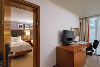 Family Room, Multiple Beds (Connecting)