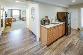 Suite, Multiple Beds, Non Smoking