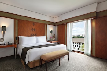 Deluxe Suite with Club benefit