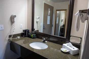 Deluxe Room, 1 King Bed