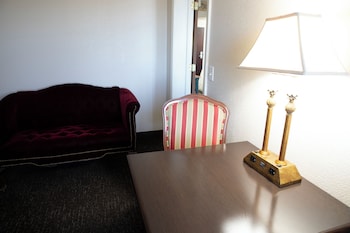 Executive Suite, 1 King Bed, Jetted Tub