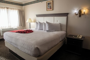 King Suite with Jetted Tub