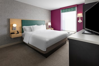 Suite, 1 King Bed, Non Smoking