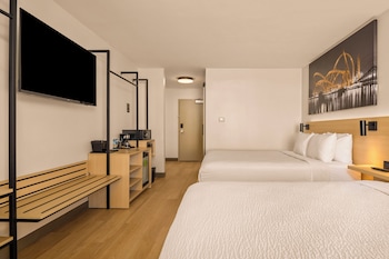 Two Queen Beds, Pool Access, Non Smoking