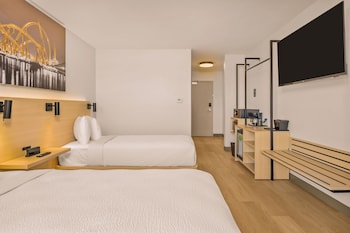 Two Twin Beds, Mobility/Hearing Accessible Room, Tub w/ Grab Bars, Non-Smoking