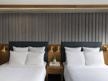 Room, 2 Queen Beds