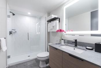 Suite, 1 Bedroom, Queen