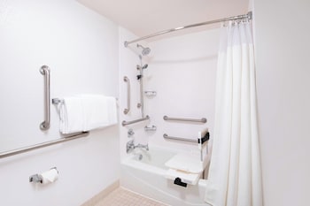 Room, 2 Double Beds (Mobility/Hearing Accessible, Tub)