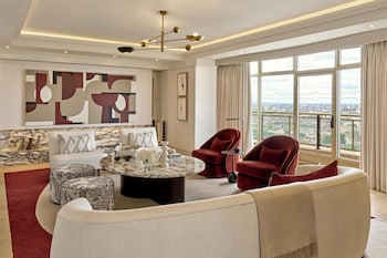 Suite (Ambassador)